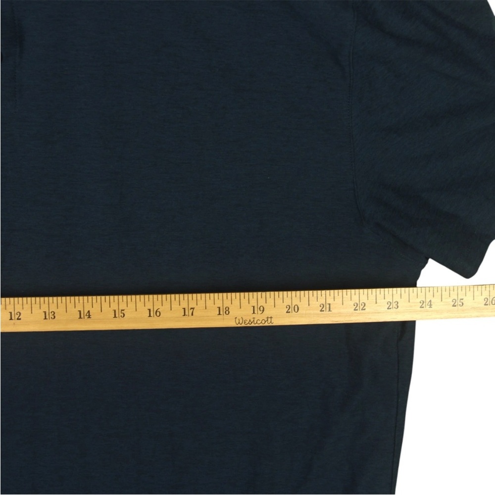 Vuori Strato Tech Polo Shirt Mens XL Navy Blue Short Sleeve Lightweight V188 EUC - Picture 8 of 9